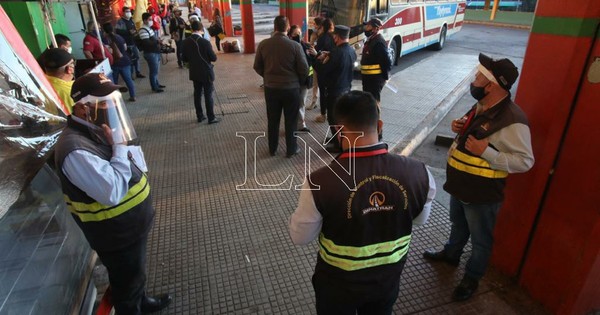 Dinatran sancionó a más de 100 unidades de transporte durante la cuarentena