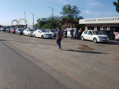 Argentinos y paraguayos nacionalizados empiezan a cruzar hacia el vecino país - Nacionales - ABC Color