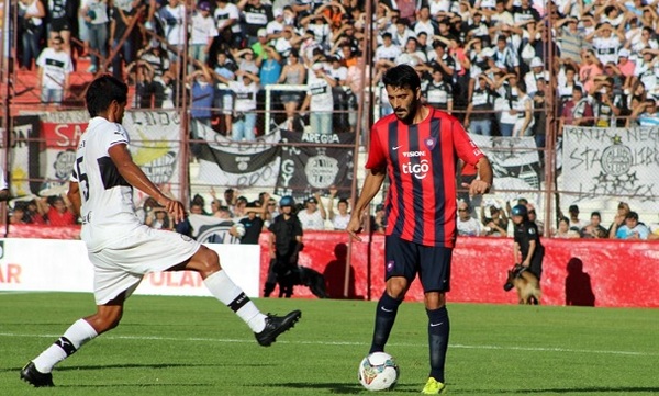 "Lo siento por Olimpia, Cerro es lo más grande", asegura Güiza