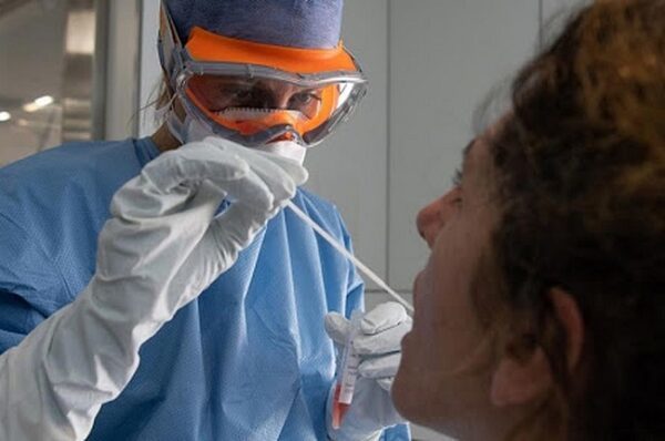 Síntomas de coronavirus y de sinusitis son similares, aseguran