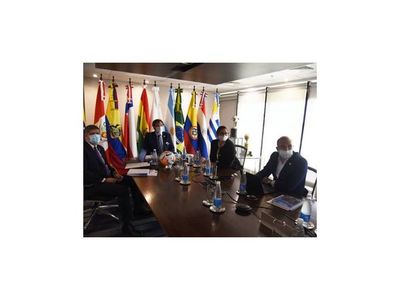 Pruebas de COVID-19 y veda a celebrar goles en grupo, en protocolo Conmebol