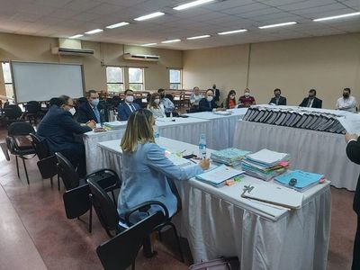Culmina audiencia de Zacarías y McLeod tras 15 horas de duración - ABC en el Este - ABC Color