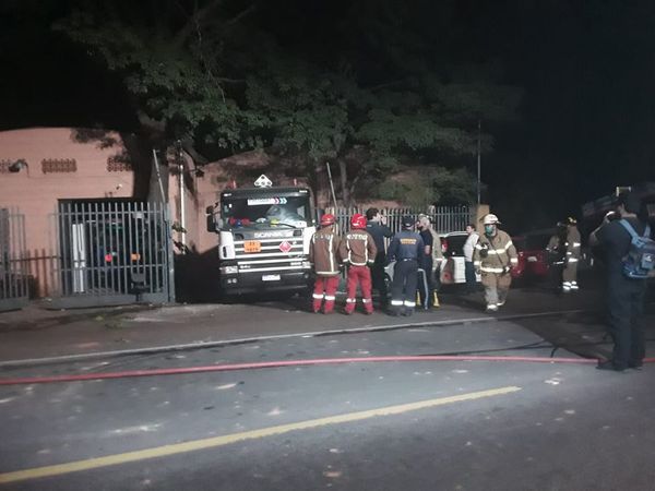 Fallece un herido en la explosión en taller mecánico de Villa Elisa - Noticiero Cardinal - ABC Color