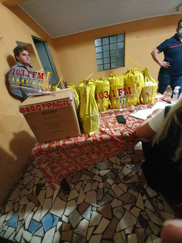 Supuestos funcionarios de