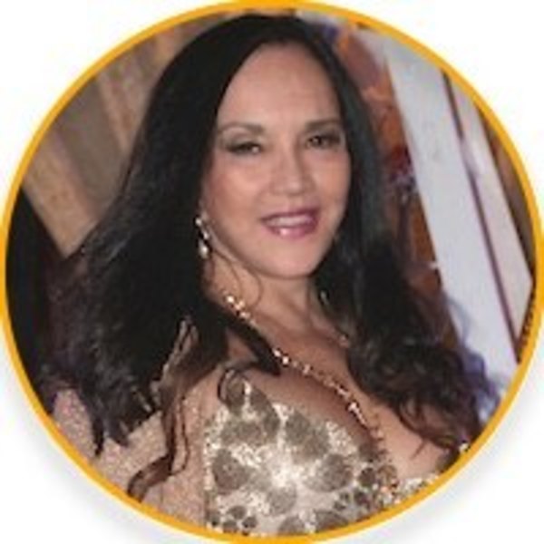 Zuni Castiñeira | Crónica