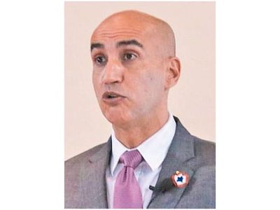Acuerdan   compras de firmas nacionales