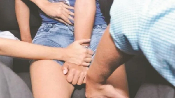 Fingieron ser policías y abusaron de una joven