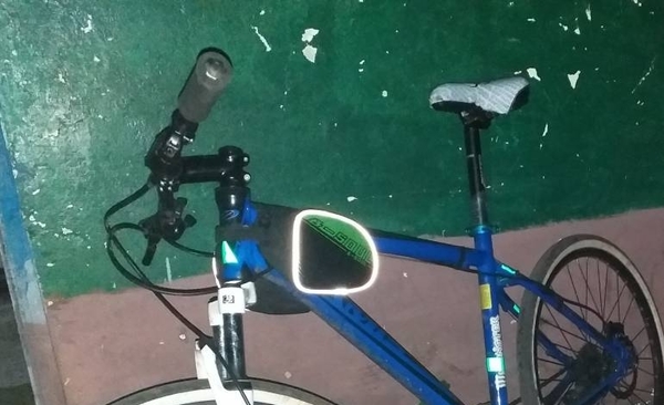 HOY / Final Feliz: Le robaron la bici, recibió el apoyo de la gente y le regalaron 2