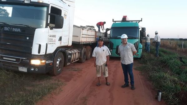 Tras años de reclamos, ANDE inicia electrificación en comunidad indígena de San Pedro - Nacionales - ABC Color