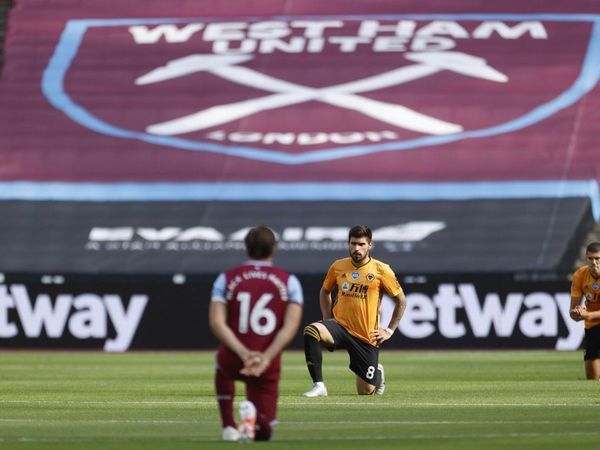 West Ham, sin Balbuena, cae en casa con el Wolves