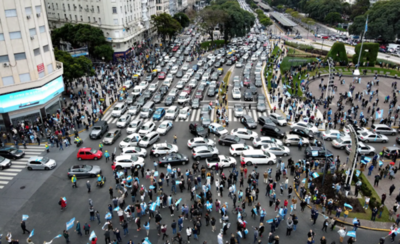 HOY / Argentina olvida coronavirus y realiza masiva movilización en contra de expropiar Vicentin