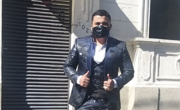 HOY / El "abogado leopardo" está decidido a romper moldes y seguir asistiendo a tribunales vestido de felino