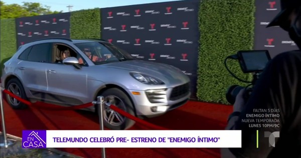 Telemundo estrenó serie en autocine con alfombra roja para autos