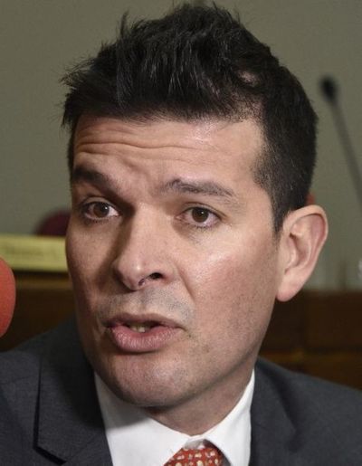 Senado define si topean los salariazos - Política - ABC Color