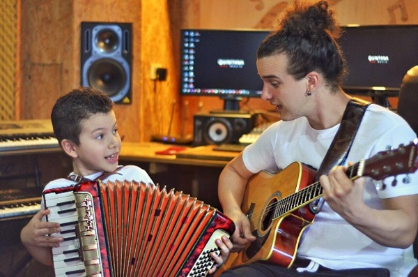 Miguelito y Bruno Quintana, padre e hijo unidos por el amor al arte