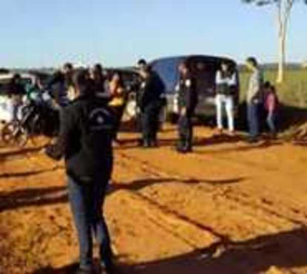 Hallan cuerpo de hombre con varios impactos de arma de fuego - Paraguay.com