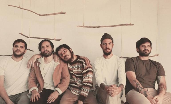 HOY / Villagrán Bolaños "va a ir a venir" en nuevo videoclip