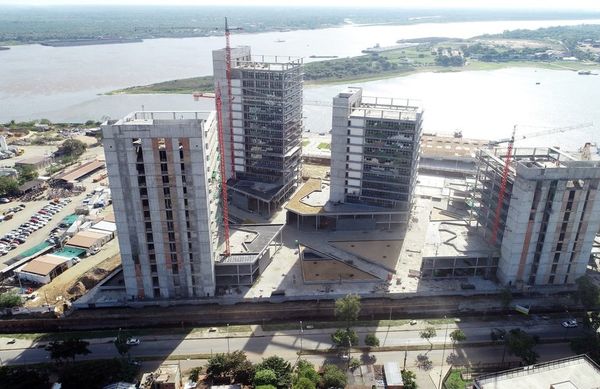 Encarecidas oficinas del Gobierno en el Puerto no concluirán en plazo previsto - Economía - ABC Color