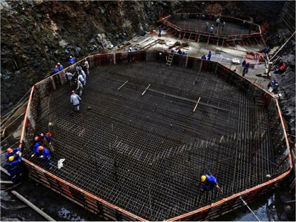 Avanza construcción de la base del Puente de la Integración