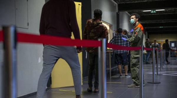 Suiza permite los eventos con hasta mil personas y reduce la distancia social » Ñanduti