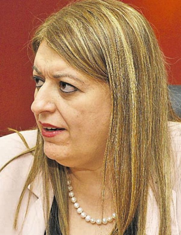 La maniobra a la que Quiñónez se prestó - Política - ABC Color