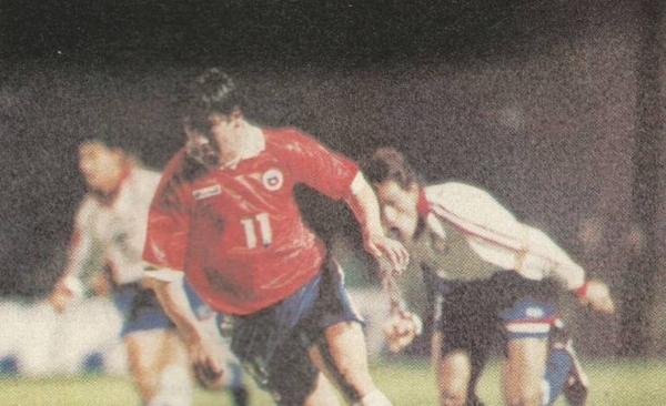 HOY / La Albirroja levanta la Copa Centenario de Chile
