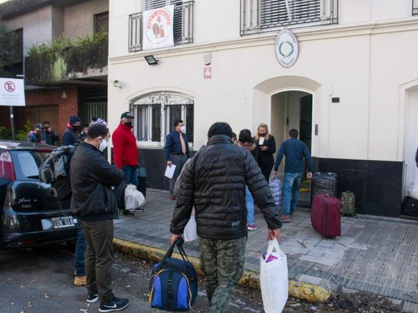 Un grupo de 180 connacionales son repatriados desde Argentina