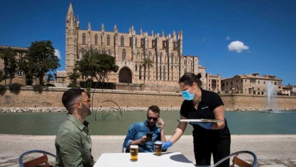 España levantó levantó la cuarentena y reabrió las fronteras al resto de países de la Unión Europea