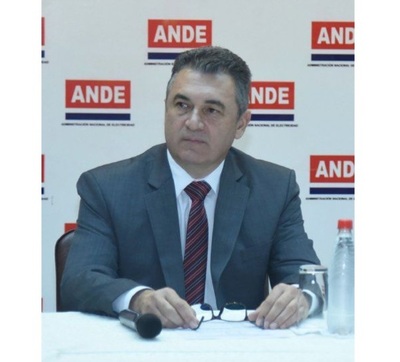 Sindicalistas piden destitución de presidente de la ANDE