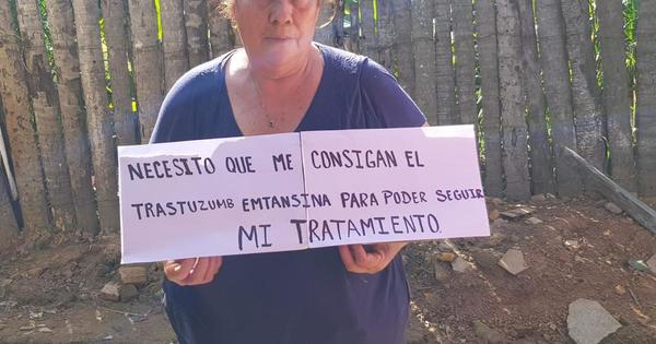 Pacientes oncológicos se manifiestan por falta de medicamentos