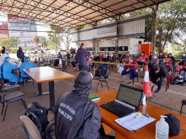 Covid-19: Más de 700 compatriotas llegan al país esta semana