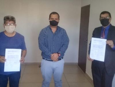 Papichi y Ricardo Villalba se unen a Martín Pochó para perseguir a José Carlos Acevedo