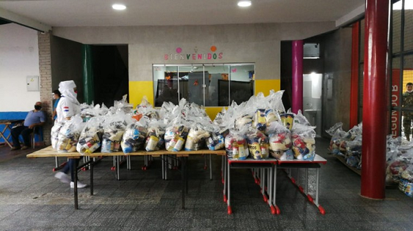 MEC inició quinta entrega de kits de alimentos a colegios de Asunción
