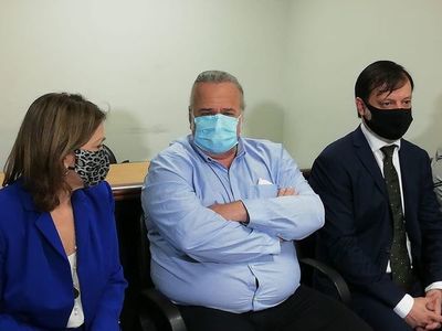 Juez otorga libertad ambulatoria al exsenador González Daher - Nacionales - ABC Color