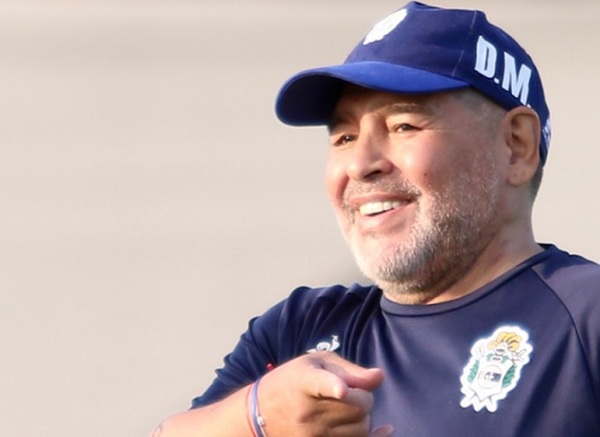 "Maradona casi vino al Olimpia", según "Loco" González