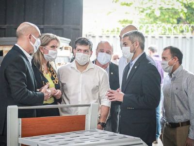Denuncian a Mario Abdo y a Julio Mazzoleni por incumplir medidas sanitarias