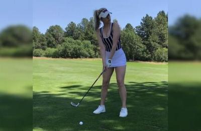 'La Kournikova del golf' explica por qué prefiere jugar sin ropa interior - SNT