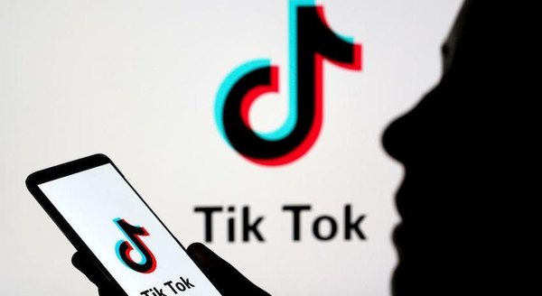 Tik Tok no es un juguete para niños, he’i experto | Crónica