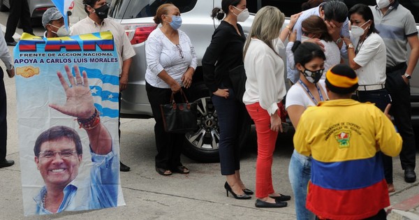 Muere gobernador de Ecuador indagado por corrupción