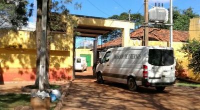 Tomarán alrededor de 100 muestras tras positivos en cárcel del Este