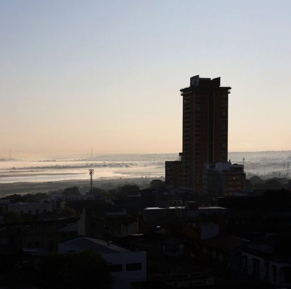 Ambiente caluroso persistirá durante el martes y frente frío ingresará el jueves - La Primera Mañana - ABC Color