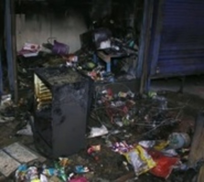Principio de incendio en el Mercado 4 - Paraguay.com
