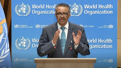 La OMS advierte que la pandemia "sigue acelerándose en el mundo" y reduce los tiempos para el alta médica