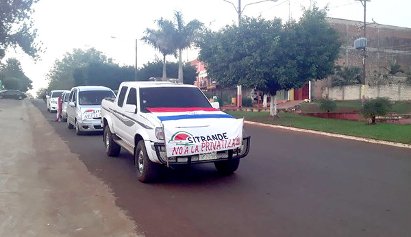 Caravana contra la corrupción y las privatizaciones en el Este