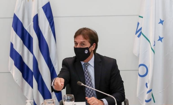 HOY / Uruguay vuelve a suspender clases presenciales por brote de COVID-19