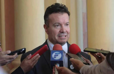 La dura crítica del titular de SEPRELAD a las UOC tras el caso IMEDIC - Megacadena — Últimas Noticias de Paraguay