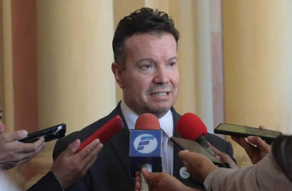 La dura crítica del titular de SEPRELAD a las UOC tras el caso IMEDIC - Megacadena — Últimas Noticias de Paraguay
