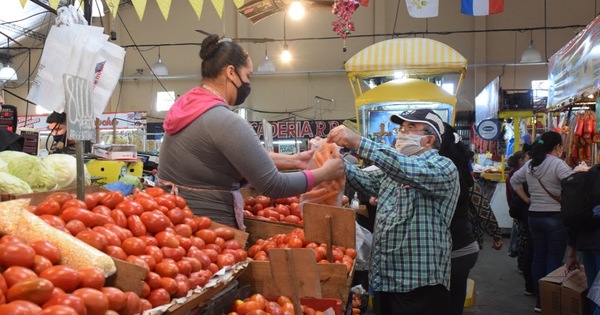 Cuarentena inteligente en el mercado central: retomaron las actividades