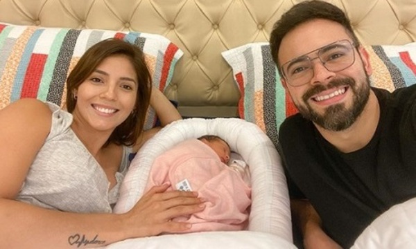 David Mussi y Silvia Romero guardan importante recuerdo de su hija