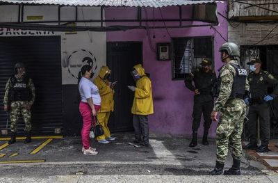 Medellín controla el virus con masiva pero riesgosa recolección de datos - Mundo - ABC Color